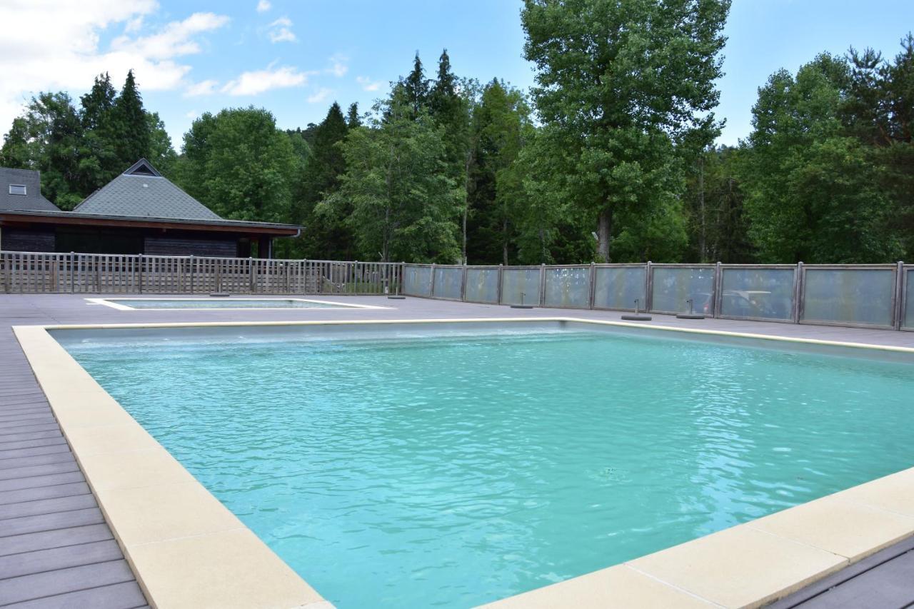 Lodges Du Sancy Murol Bagian luar foto