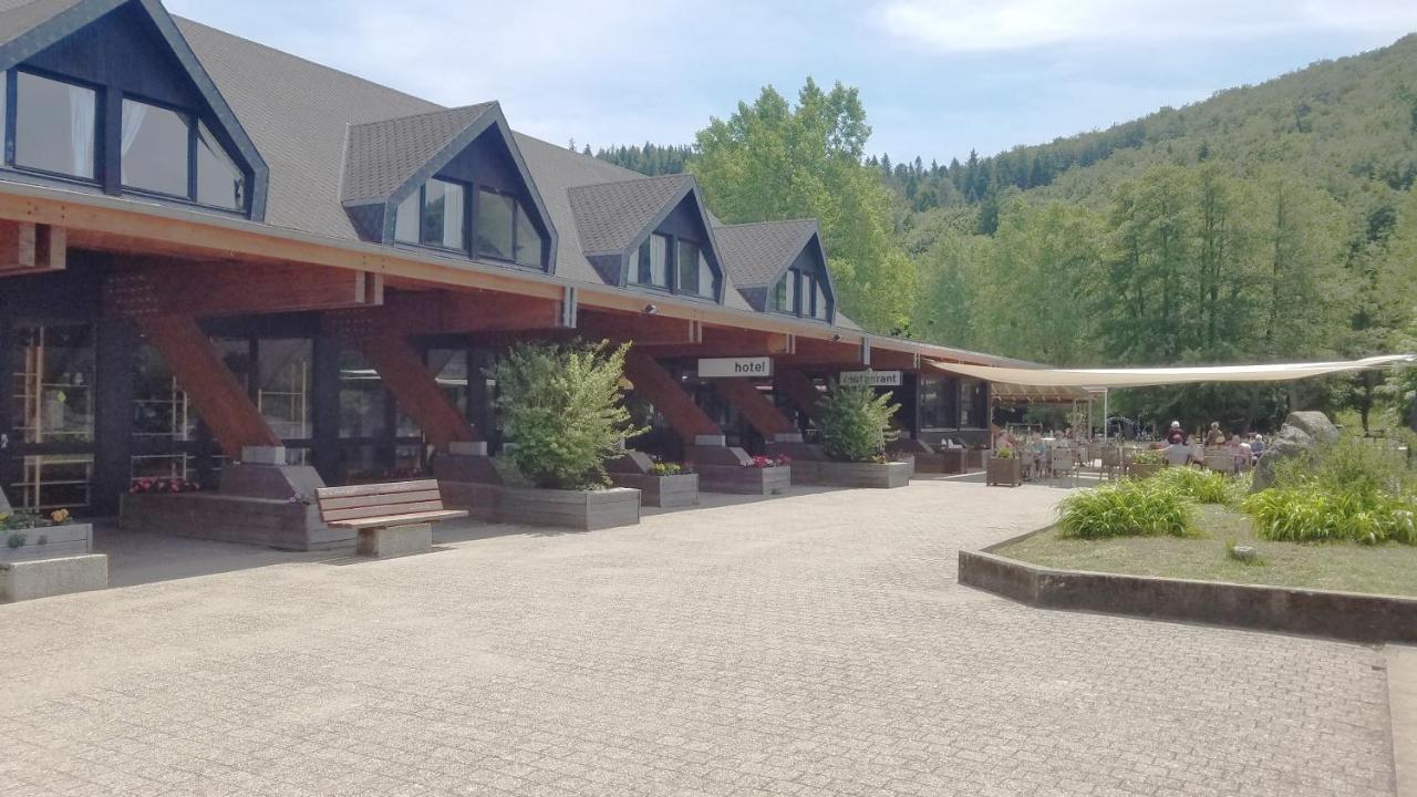 Lodges Du Sancy Murol Bagian luar foto