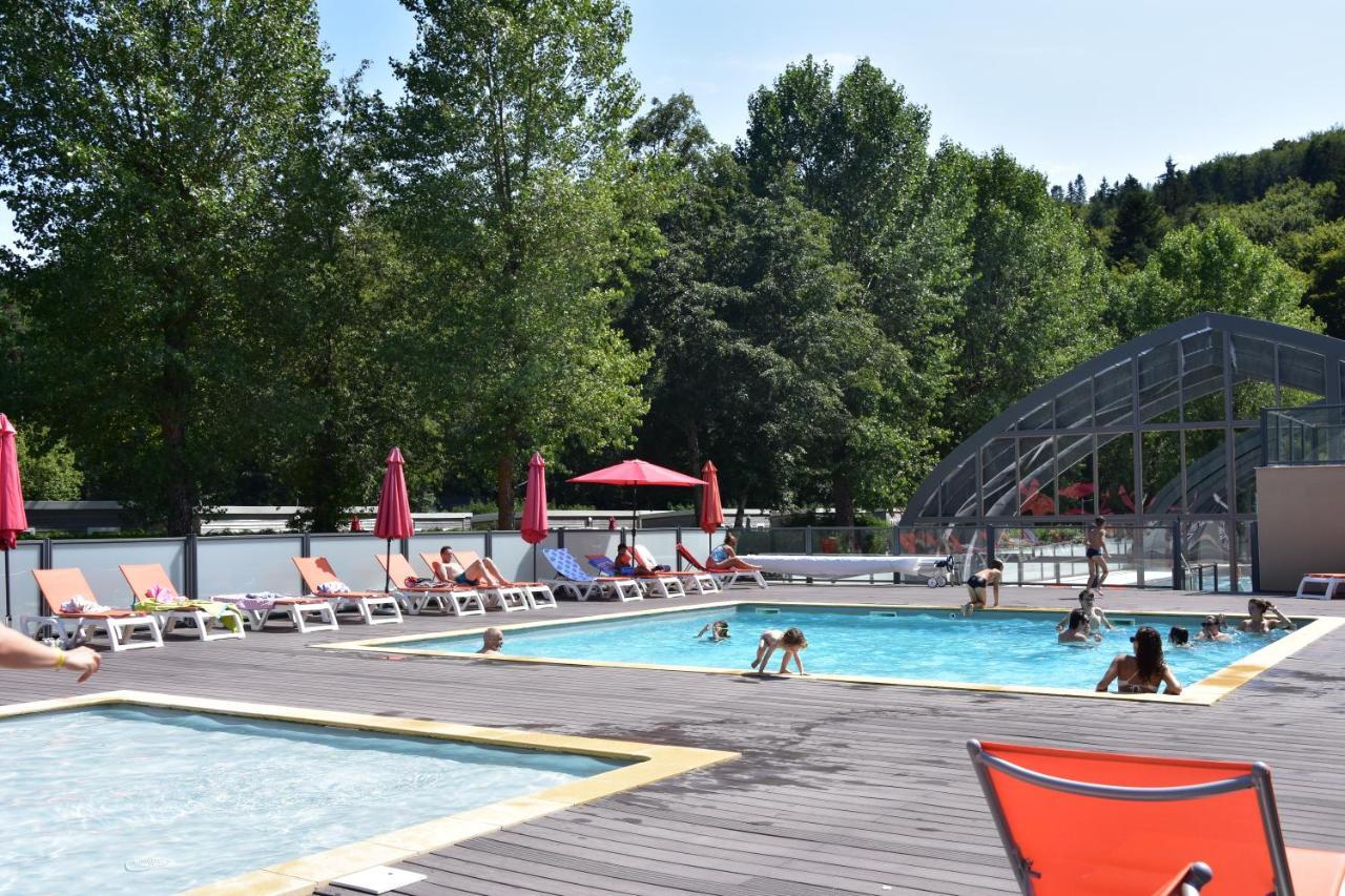Lodges Du Sancy Murol Bagian luar foto